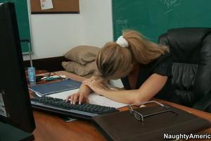 futanari里番在线观看